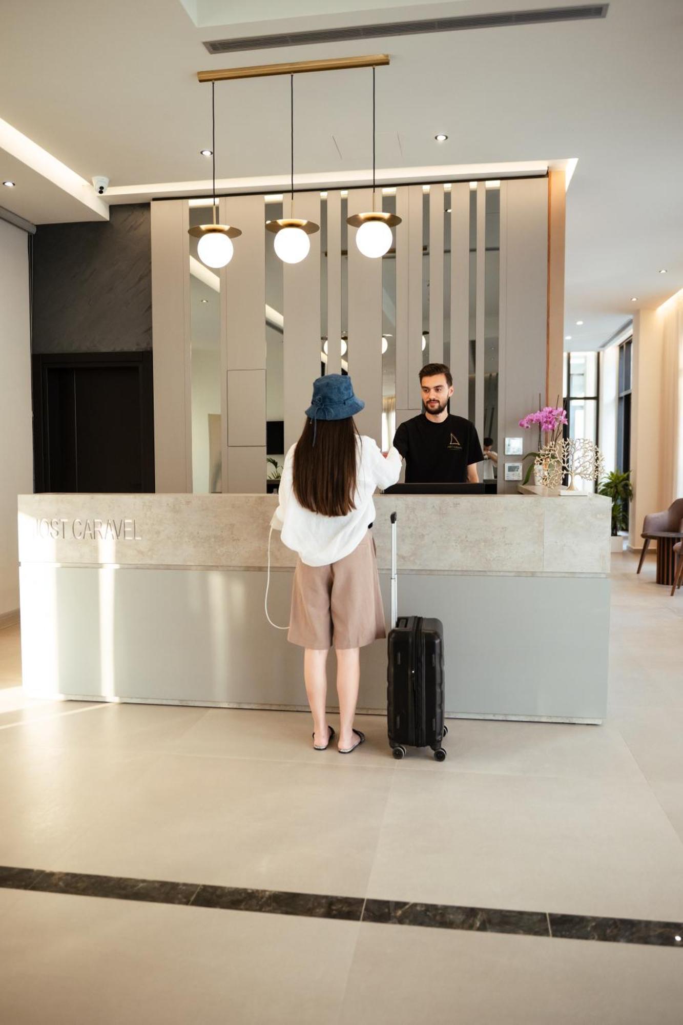 Jost Caravel Hotell Radhimë Eksteriør bilde